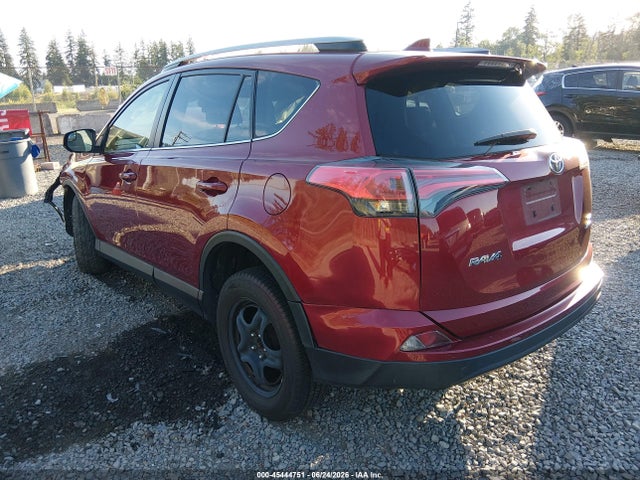 Toyota RAV4 LE 2018 JTMBFREV9JD227035 Image 3