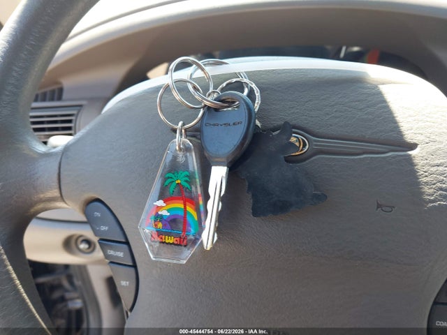 2004 Chrysler Sebring Lx მანქანა იყიდება აუქციონზე, vin: 1C3EL46R84N121589, აუქციონის ნომერი: 45444754