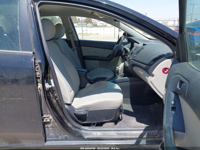 45444769 :رقم المزاد ، KNAFU4A27C5624274 vin ، 2012 Kia Forte Ex مزاد بيع