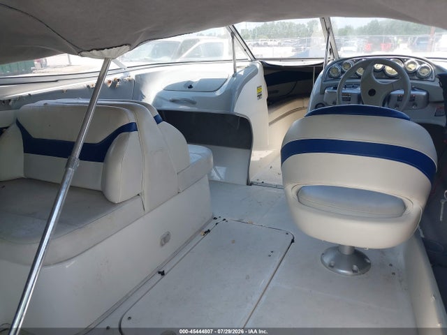 2005 Bayliner 22' მანქანა იყიდება აუქციონზე, vin: BIYC48CMD505, აუქციონის ნომერი: 45444807