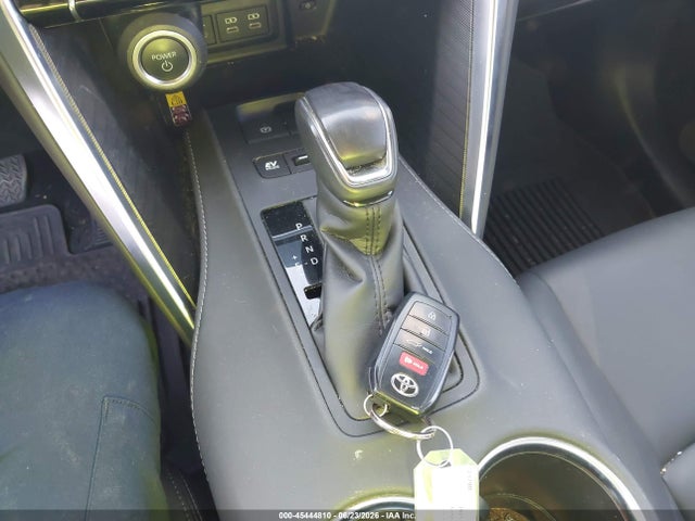 JTEAAAAH1PJ129635 Toyota Venza Xle