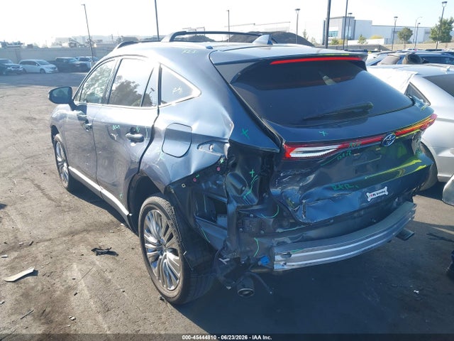 JTEAAAAH1PJ129635 Toyota Venza Xle