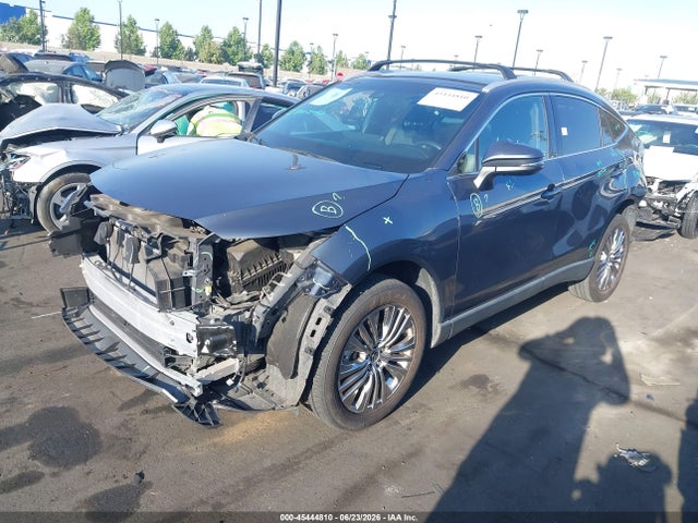 JTEAAAAH1PJ129635 Toyota Venza Xle