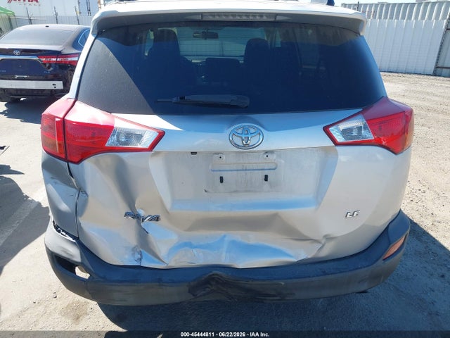 Toyota RAV4 LE 2014 2T3ZFREV4EW087595 Image 6