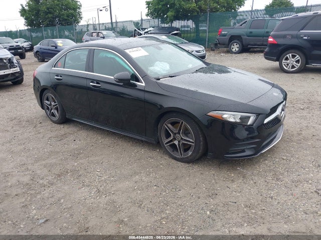 Mercedes-Benz A 220 4matic 2022 W1K3G4FB6NJ335604 головне зображення