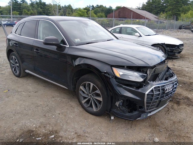 45444828 :رقم المزاد ، WA1BAAFY1M2015300 vin ، 2021 Audi Q5 Premium Plus 45 Tfsi Quattro S Tronic مزاد بيع
