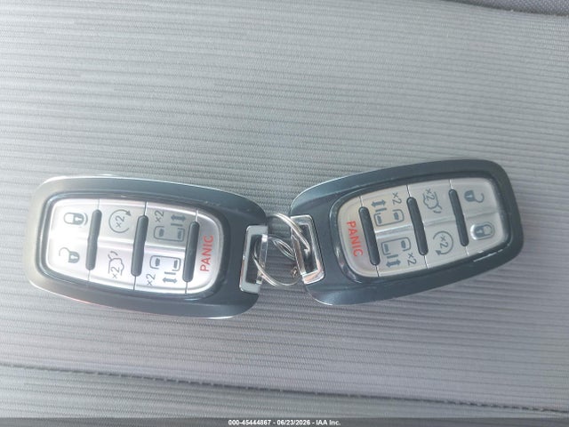 Продаж на аукціоні авто 2020 Chrysler Pacifica Touring, vin: 2C4RC1FG1LR248311, номер лоту: 45444867