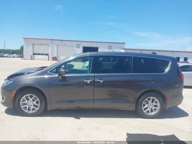 Продаж на аукціоні авто 2020 Chrysler Pacifica Touring, vin: 2C4RC1FG1LR248311, номер лоту: 45444867