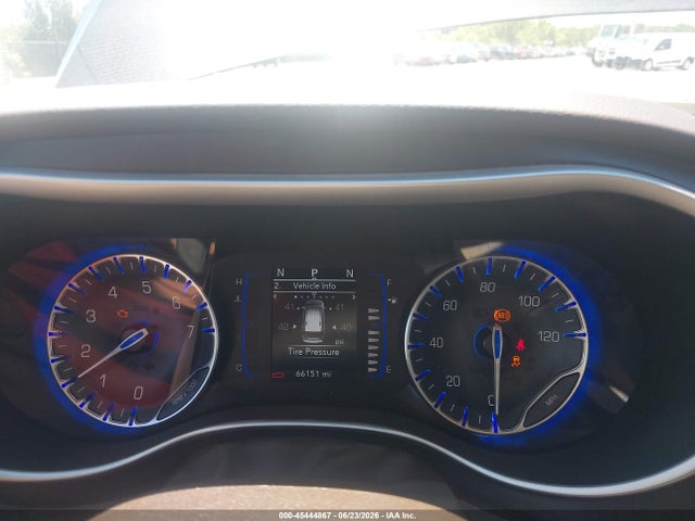Продаж на аукціоні авто 2020 Chrysler Pacifica Touring, vin: 2C4RC1FG1LR248311, номер лоту: 45444867
