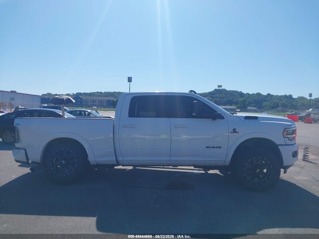 3C6UR5FL5NG323038 RAM 2500 Laramie 4x4 6&#039;4 Box