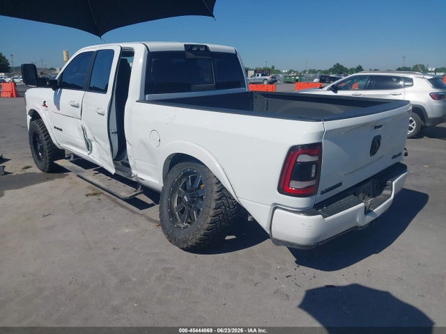 3C6UR5FL5NG323038 RAM 2500 Laramie 4x4 6&#039;4 Box