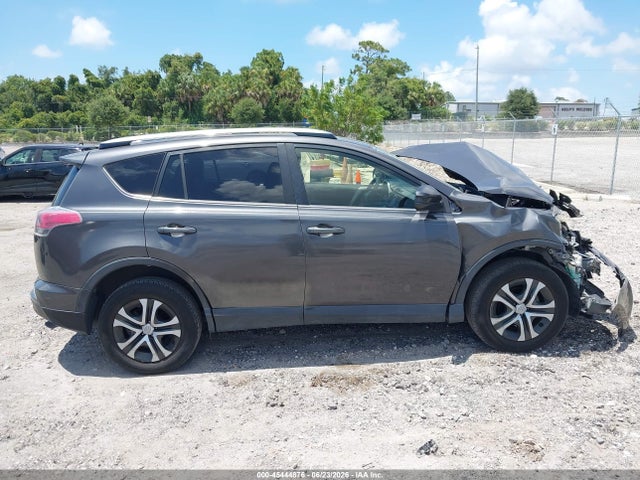 Продажа на аукционе авто 2018 Toyota Rav4 Le, vin: JTMZFREV3JJ183498, номер лота: 45444876