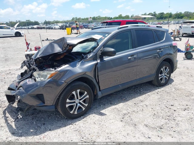 45444876 :رقم المزاد ، JTMZFREV3JJ183498 vin ، 2018 Toyota Rav4 Le مزاد بيع