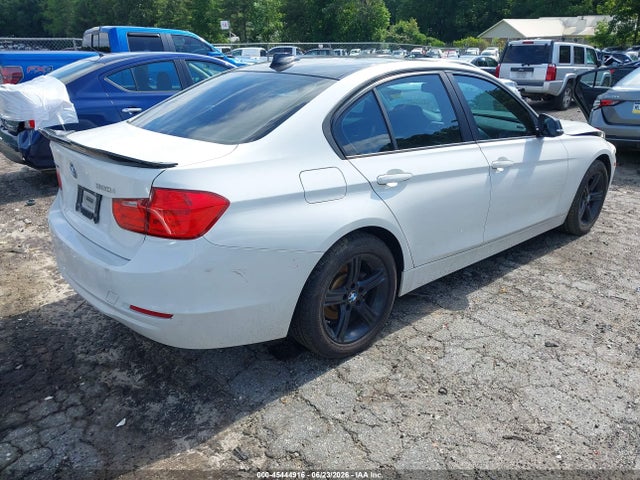 Продажа на аукционе авто 2015 Bmw 320i Xdrive, vin: WBA3C3G57FNT51679, номер лота: 45444916
