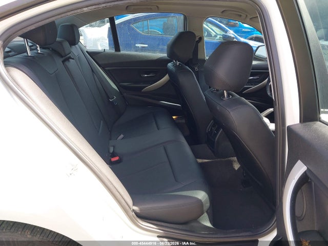 Продажа на аукционе авто 2015 Bmw 320i Xdrive, vin: WBA3C3G57FNT51679, номер лота: 45444916