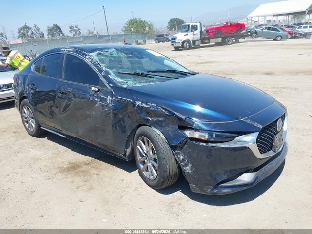 2021 Mazda Mazda3 2.5 S მანქანა იყიდება აუქციონზე, vin: JM1BPAAL2M1305731, აუქციონის ნომერი: 45444934