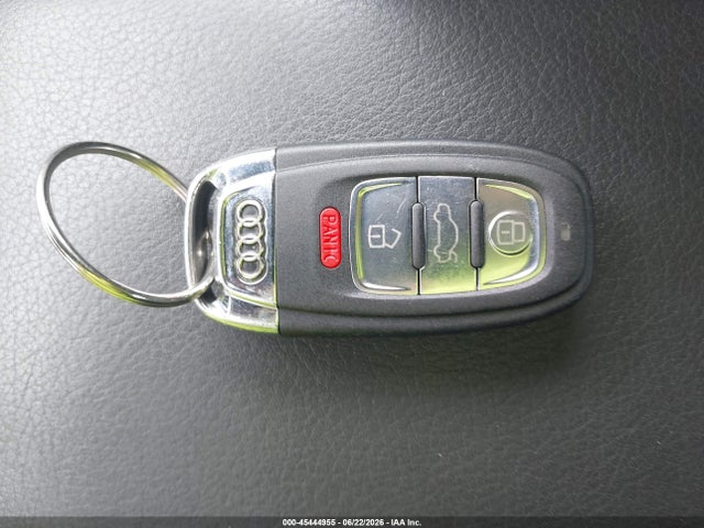 Продаж на аукціоні авто 2016 Audi A4 Premium, vin: WAUAFAFL6GA007224, номер лоту: 45444955