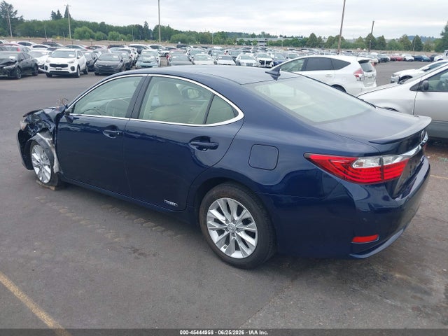 45444958 :رقم المزاد ، JTHBW1GG6D2032881 vin ، 2013 Lexus Es 300h مزاد بيع