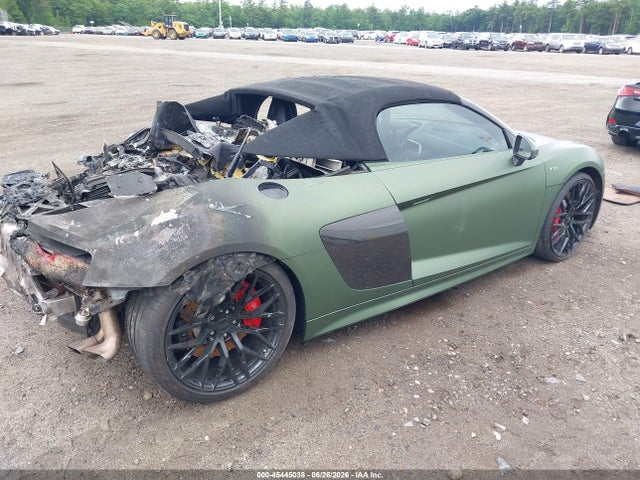Audi R8 Spyder V10 2017 WUAVACFX6H7904529 Image 4