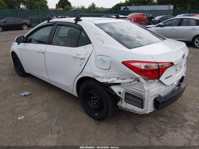 Toyota COROLLA LE 2019 2T1BURHE0KC233600 Image 3