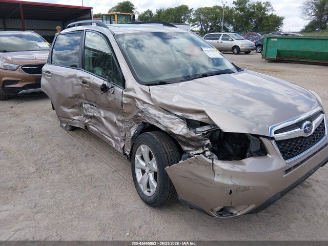 Subaru Forester 2.5i Premium 2015 JF2SJAFCXFH482761 Image 6
