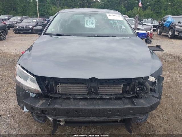 3VW2K7AJ0FM400324 Volkswagen Jetta 2.0l S
