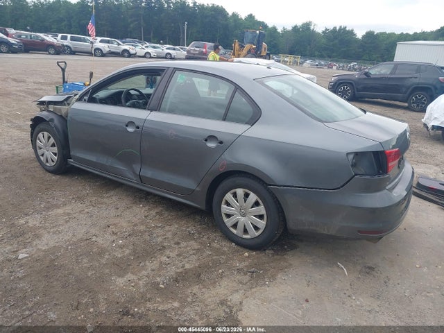 3VW2K7AJ0FM400324 Volkswagen Jetta 2.0l S
