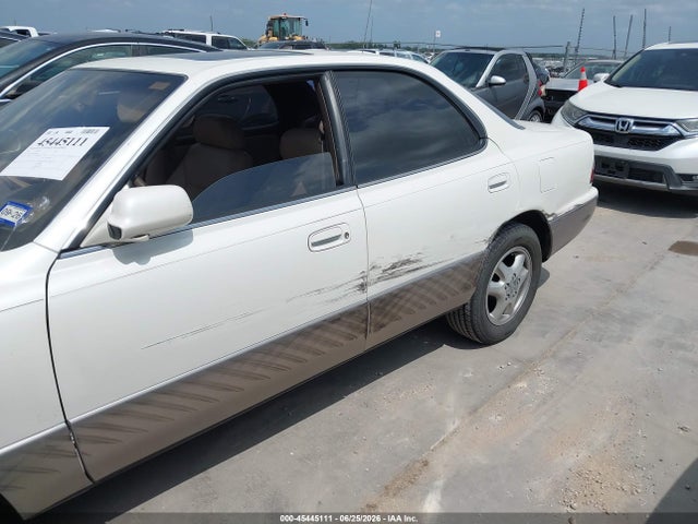 Продаж на аукціоні авто 1996 Lexus Es 300, vin: JT8BF12G8T0129968, номер лоту: 45445111