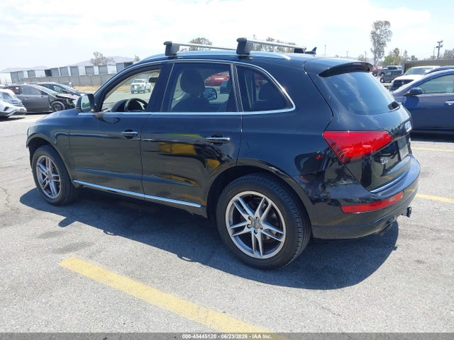 WA1C2AFP8HA070024 Audi Q5 2.0t Premium