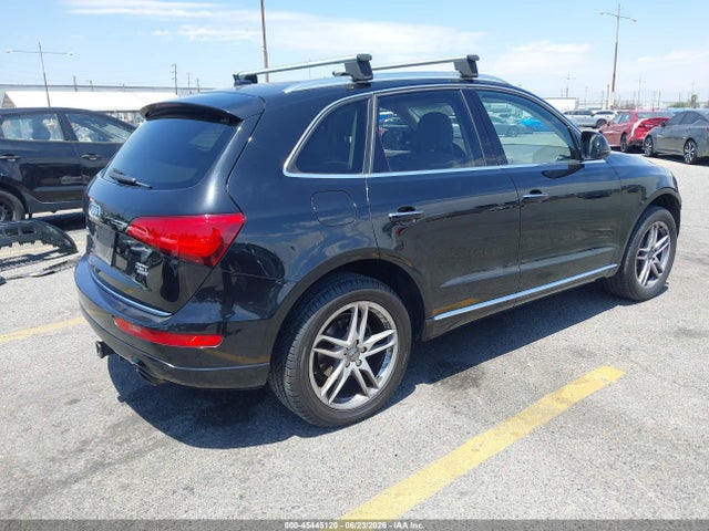 WA1C2AFP8HA070024 Audi Q5 2.0t Premium