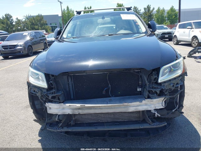 WA1C2AFP8HA070024 Audi Q5 2.0t Premium