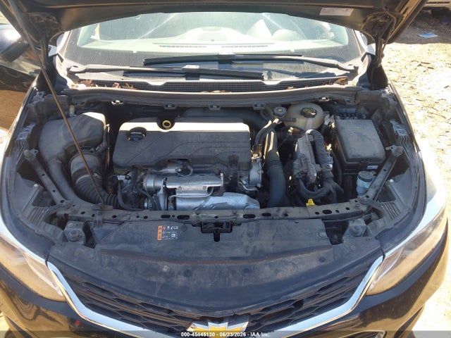 45445130 :رقم المزاد ، 3G1BE6SMXJS630611 vin ، 2018 Chevrolet Cruze Lt Auto مزاد بيع