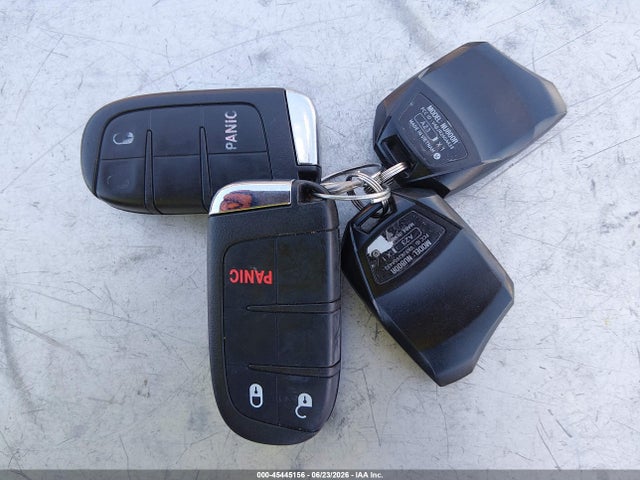 45445156 :رقم المزاد ، ZACCJAABXHPF75180 vin ، 2017 Jeep Renegade Sport مزاد بيع