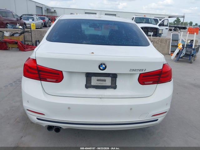 Aukcja sprzedaży 2016 Bmw 328i, vin: WBA8E9G54GNT88337, numer aukcji: 45445157