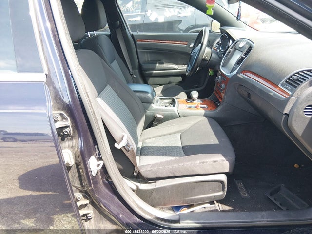 Продаж на аукціоні авто 2012 Chrysler 300, vin: 2C3CCAAG7CH312052, номер лоту: 45445200