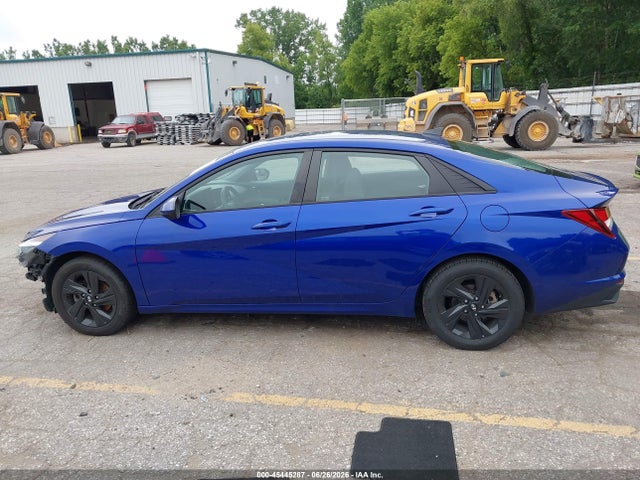 45445287 :رقم المزاد ، KMHLM4AG8NU360567 vin ، 2022 Hyundai Elantra Sel مزاد بيع