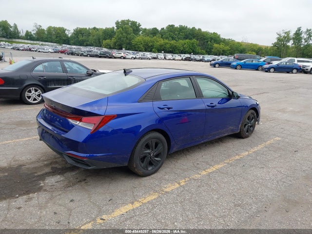 45445287 :رقم المزاد ، KMHLM4AG8NU360567 vin ، 2022 Hyundai Elantra Sel مزاد بيع