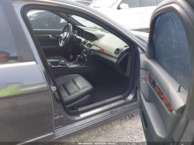 Aukcja sprzedaży 2014 Mercedes-benz C 250 Sport, vin: WDDGF4HB1EA961580, numer aukcji: 45445320