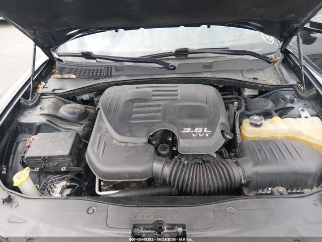 45445382 :رقم المزاد ، 2C3CDXHG4HH667046 vin ، 2017 Dodge Charger Sxt Rwd مزاد بيع