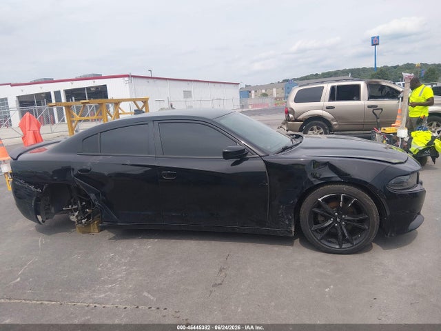 45445382 :رقم المزاد ، 2C3CDXHG4HH667046 vin ، 2017 Dodge Charger Sxt Rwd مزاد بيع