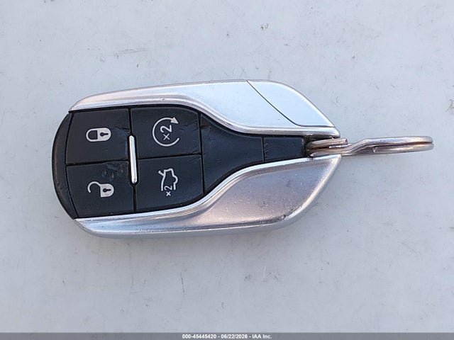 Продажа на аукционе авто 2017 Maserati Levante, vin: ZN661XUA0HX207170, номер лота: 45445420