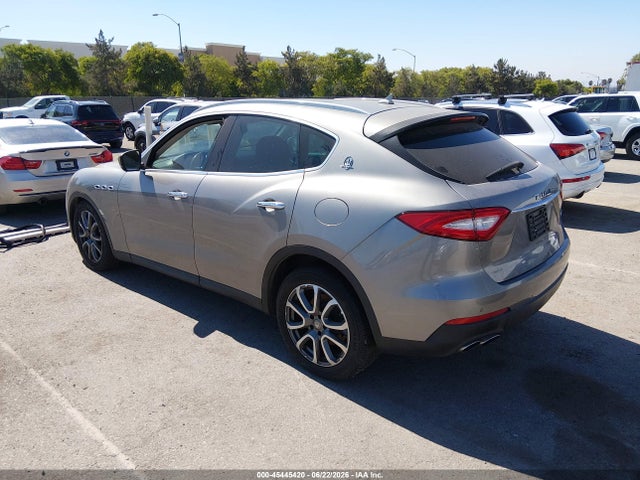 Продажа на аукционе авто 2017 Maserati Levante, vin: ZN661XUA0HX207170, номер лота: 45445420