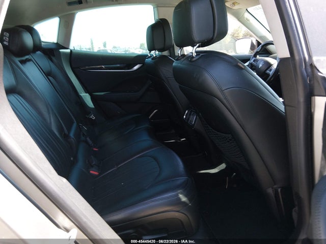 Продажа на аукционе авто 2017 Maserati Levante, vin: ZN661XUA0HX207170, номер лота: 45445420