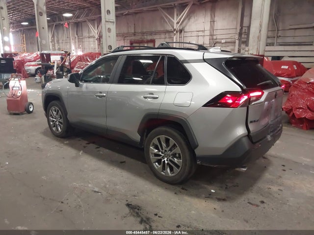 2T3A1RFV1NC300899 Toyota Rav4 Xle Premium