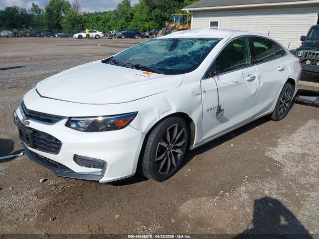 Chevrolet MALIBU LT 2018 1G1ZD5ST6JF217463 Image 2