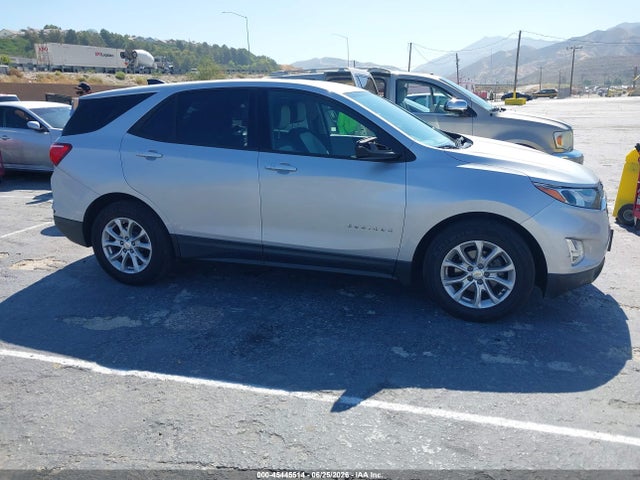 Chevrolet EQUINOX LS 2018 2GNAXHEV4J6272070 Image 14