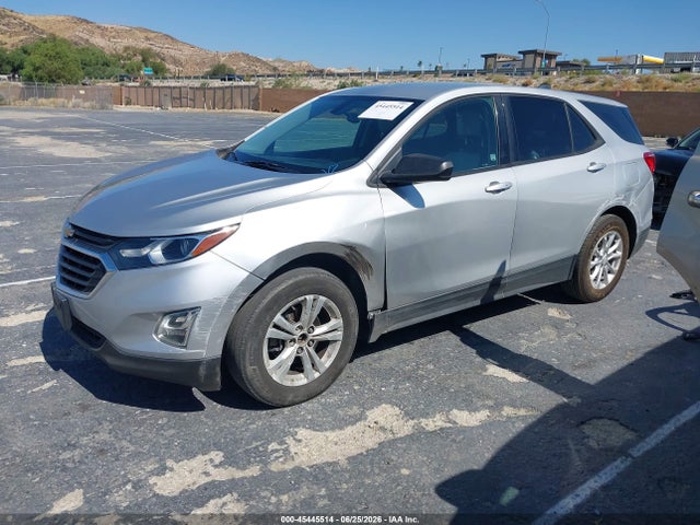 Chevrolet EQUINOX LS 2018 2GNAXHEV4J6272070 Image 15