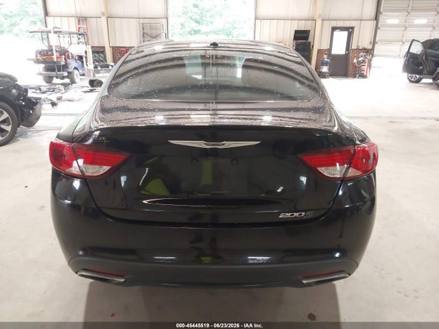 45445519 :رقم المزاد ، 1C3CCCBB0FN542526 vin ، 2015 Chrysler 200 S مزاد بيع