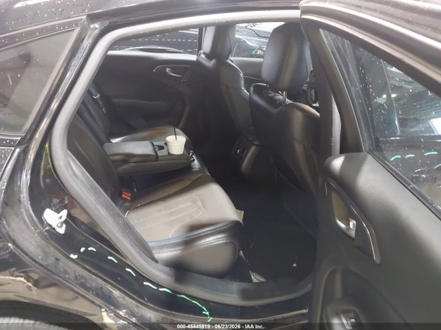45445519 :رقم المزاد ، 1C3CCCBB0FN542526 vin ، 2015 Chrysler 200 S مزاد بيع