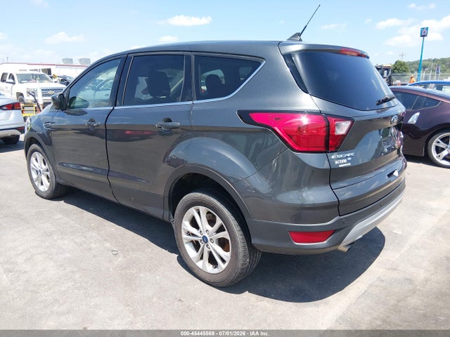 45445569 :رقم المزاد ، 1FMCU9GD6KUA96755 vin ، 2019 Ford Escape Se مزاد بيع